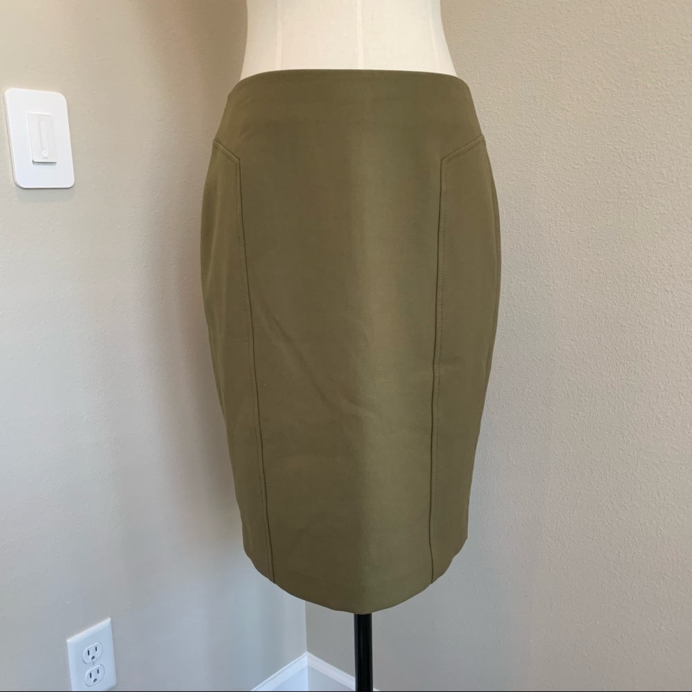 Halogen green pencil skirt